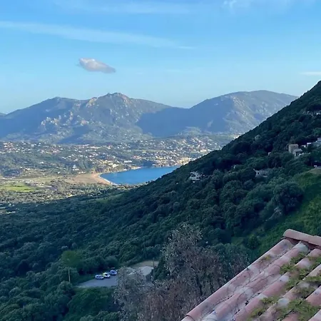 Villa Charming Air-conditioned House With Garden & View